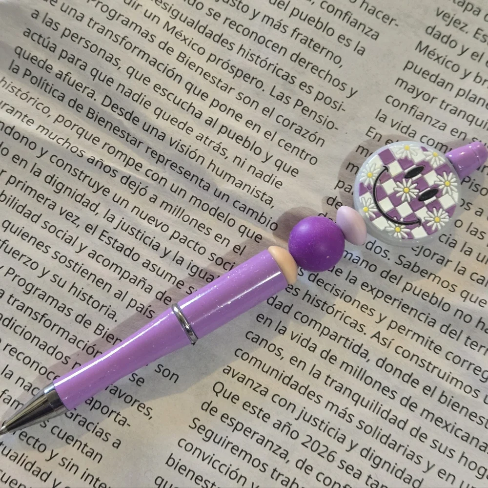 🍒🍒 Floral Smiley Face Pen - You Choose Design
